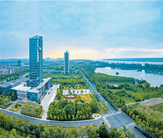 红映江湾三十载--开发区三十周年摄影大赛评选揭晓