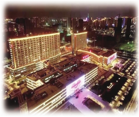 与新中国同龄的市人民医院