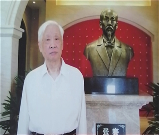 青少年林非在海门