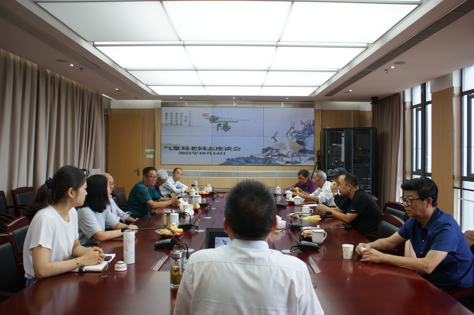 座谈会.JPG