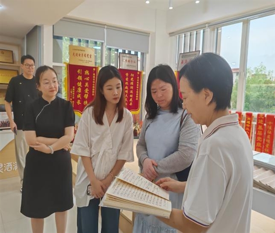 同心共话红石榴 聚力共绘新图景——三星镇赴崇川区开展民族工作学习交流活动