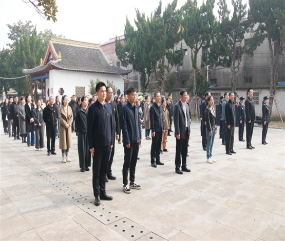 缅怀革命先烈，传承红色基因——三星镇开展“追寻2026清明祭英烈”活动