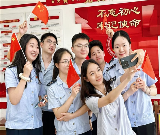 江苏省五四红旗团支部：国家税务总局南通市海门区税务局包场税务分局团支部