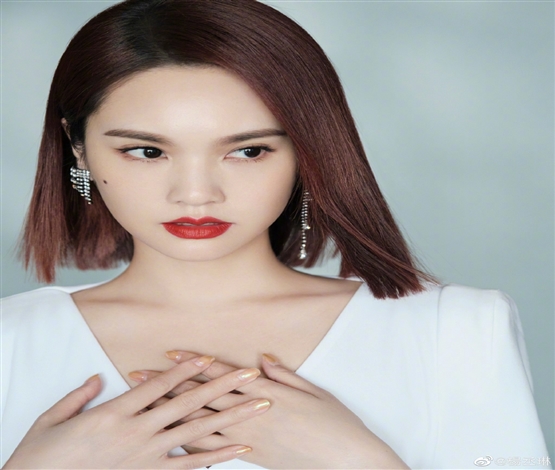 杨丞琳短发造型又美又飒