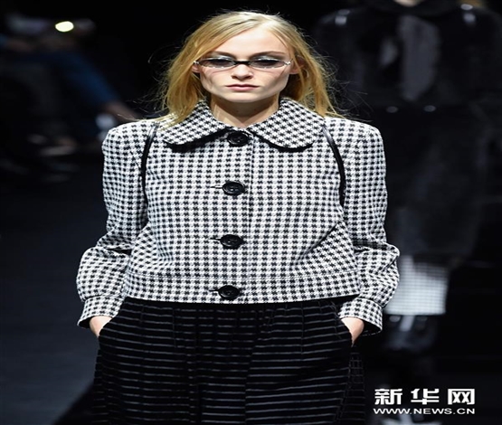 2020米兰时装周Emporio Armani品牌时装秀