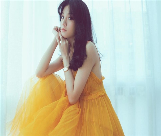 春夏穿黄色长裙可爱灵动