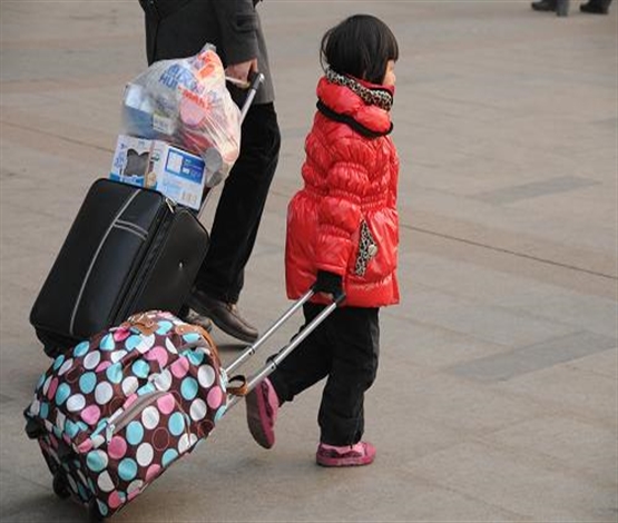 每逢过年倍思家